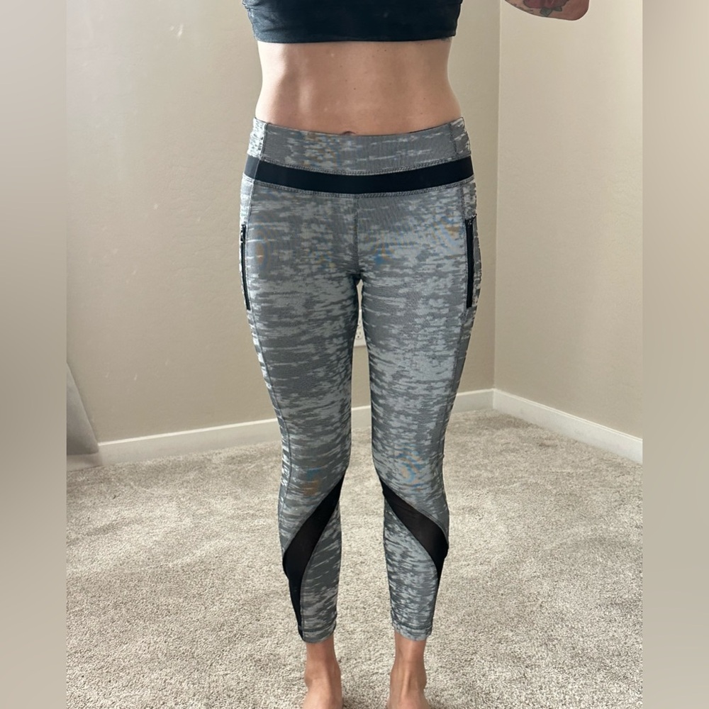 Lululemon Athletica Gray Patterned Leggings